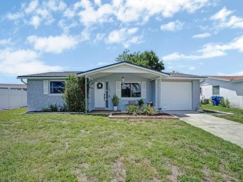 2603 Society Dr, Holiday, FL 34691
