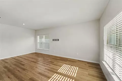 Living - 2121 Branding Iron Ct, Trinity, FL 34655 photo 5 of 5
