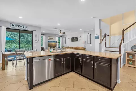 Kitchen - 1307 Ketzal Dr, Trinity, FL 34655 photo 2 of 6