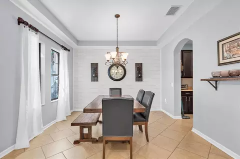 Dining - 1307 Ketzal Dr, Trinity, FL 34655 photo 2 of 2
