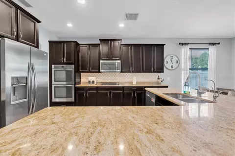 Kitchen - 1307 Ketzal Dr, Trinity, FL 34655 photo 6 of 6