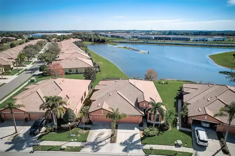5673 Sunset Falls Dr, Apollo Beach, FL 33572