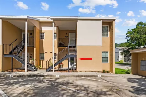 3810 Oak Dr #N11, Tampa, FL 33611