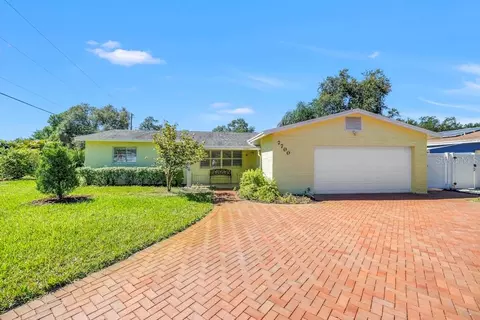 7700 22nd Ave N, Saint Petersburg, FL 33710