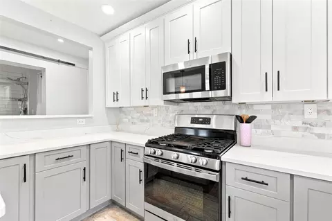 Kitchen - 5421 Gay St, Weeki Wachee, FL 34607 photo 9 of 12