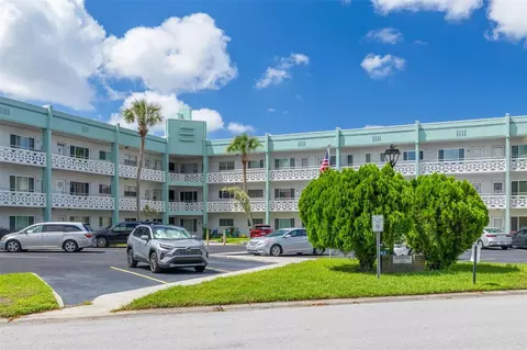 2455 Finlandia Ln #63, Clearwater, FL 33763