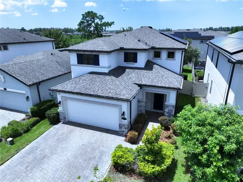 View/Area - 19219 Leonard Rd, Lutz, FL 33558 photo 6 of 13