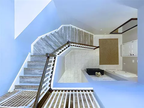 Entry Way - 19219 Leonard Rd, Lutz, FL 33558 photo 8 of 9