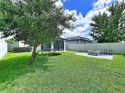 Exterior - 19219 Leonard Rd, Lutz, FL 33558 photo 13 of 15