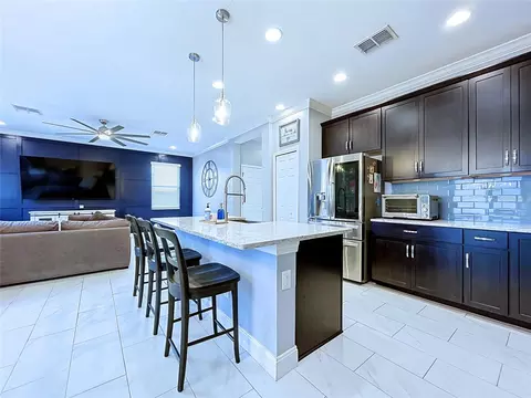 Kitchen - 19219 Leonard Rd, Lutz, FL 33558 photo 1 of 7