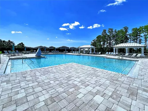 Exterior - 19219 Leonard Rd, Lutz, FL 33558 photo 14 of 15
