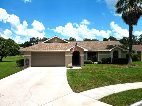 37147 Foxrun Pl, Zephyrhills, FL 33542