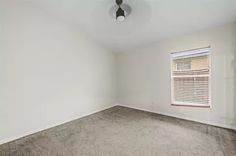 Bedroom - 6222 Crickethollow Dr, Riverview, FL 33578 photo 4 of 6