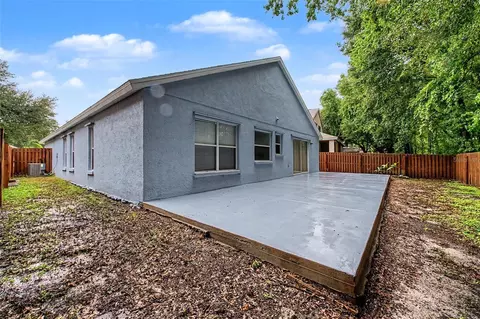Exterior - 6222 Crickethollow Dr, Riverview, FL 33578 photo 3 of 4