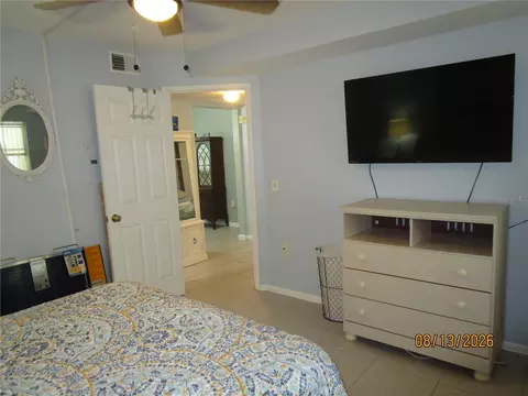 1900 59th Ave N #115, Saint Petersburg, FL 33714