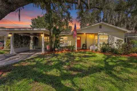 1317 Divot Ln, Tampa, FL 33612