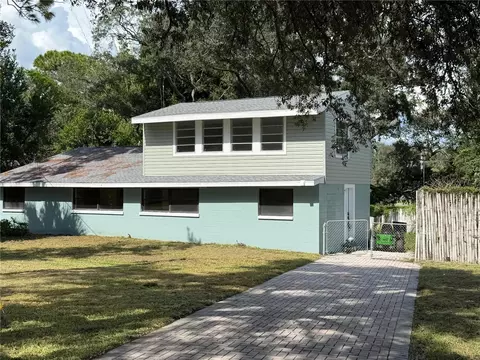 10801 N Edison Ave, Tampa, FL 33612
