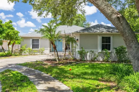 2102 Bradford St, Clearwater, FL 33760