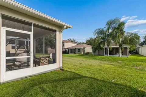 Exterior - 11435 Cambray Creek Loop, Riverview, FL 33579 photo 6 of 9