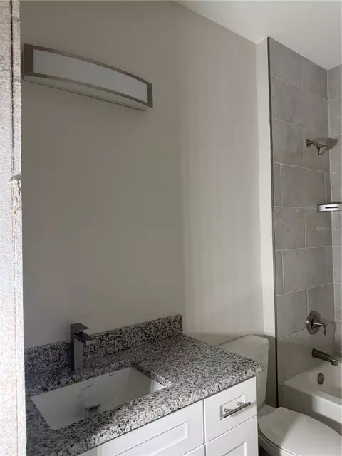 Bath - 34281 Manuel St, Webster, FL 33597 photo 4 of 5