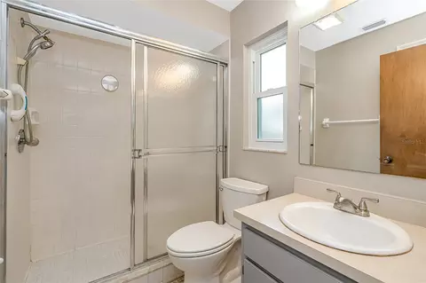Bath - 17717 Cranbrook Dr, Lutz, FL 33549 photo 1 of 2