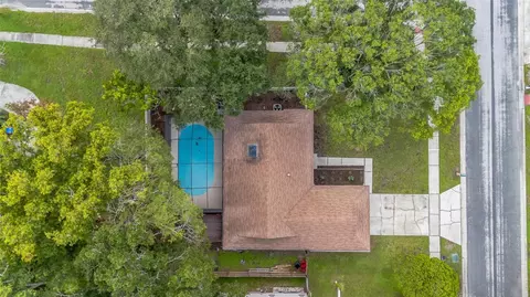 View/Area - 17717 Cranbrook Dr, Lutz, FL 33549 photo 2 of 5