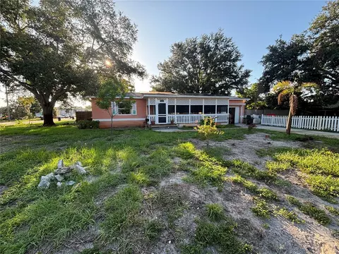 495 60th St N, Saint Petersburg, FL 33710