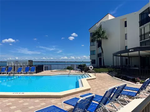 5541 Puerta Del Sol Blvd S #118, Saint Petersburg, FL 33715