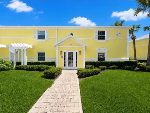 118 Pompano Dr SE #B, Saint Petersburg, FL 33705