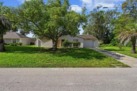 Exterior - 10394 Upton St, Spring Hill, FL 34608 photo 3 of 9