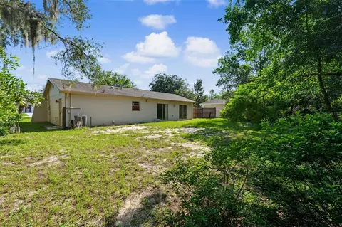 Exterior - 10394 Upton St, Spring Hill, FL 34608 photo 8 of 9
