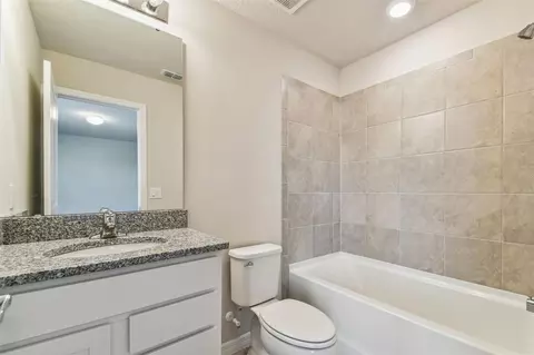Bath - 9838 Crescent Moon Dr, Riverview, FL 33578 photo 1 of 3