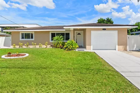 1721 S Jefferson Ave, Clearwater, FL 33756