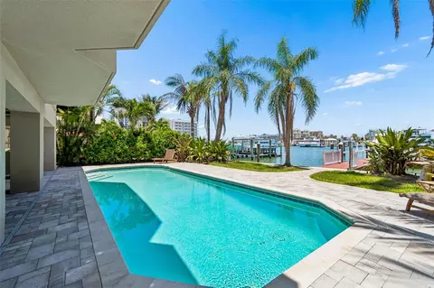 Exterior - 136 Devon Dr, Clearwater Beach, FL 33767 photo 9 of 14