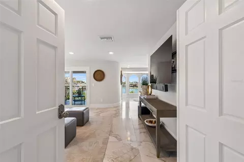 Entry Way - 136 Devon Dr, Clearwater Beach, FL 33767 photo 6 of 7
