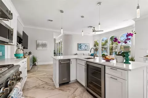 Kitchen - 136 Devon Dr, Clearwater Beach, FL 33767 photo 4 of 8