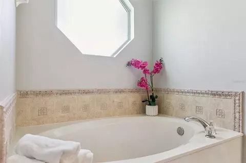 Bath - 1701 Keswick Rd, Saint Augustine, FL 32084 photo 1 of 5