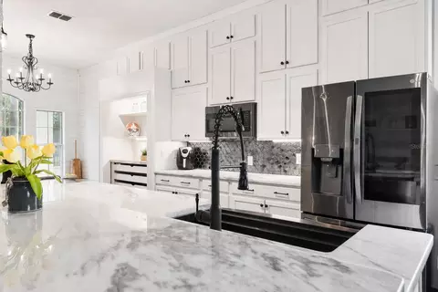 Kitchen - 1701 Keswick Rd, Saint Augustine, FL 32084 photo 3 of 8