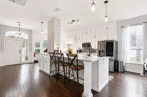 Kitchen - 1701 Keswick Rd, Saint Augustine, FL 32084 photo 2 of 8