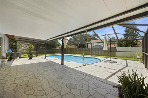 Exterior - 1705 Cinnabar Ct, Brandon, FL 33510 photo 7 of 13