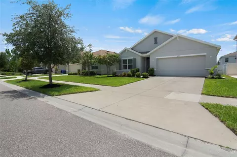 Exterior - 10213 Golden Light Ct, Riverview, FL 33578 photo 2 of 5