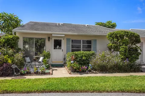 3216 39th St #C, Saint Petersburg, FL 33711