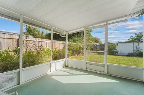 Exterior - 10949 105th St, Largo, FL 33773 photo 4 of 7