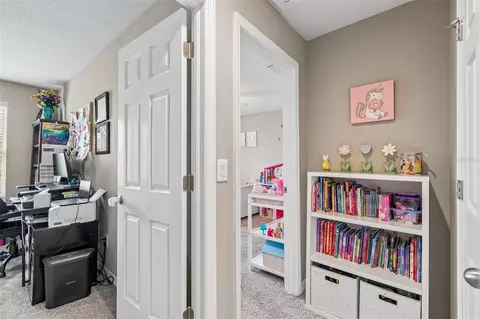 Entry Way - 18907 Cornuta St, Lutz, FL 33558 photo 5 of 8
