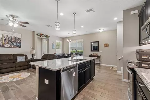 Kitchen - 18907 Cornuta St, Lutz, FL 33558 photo 2 of 5