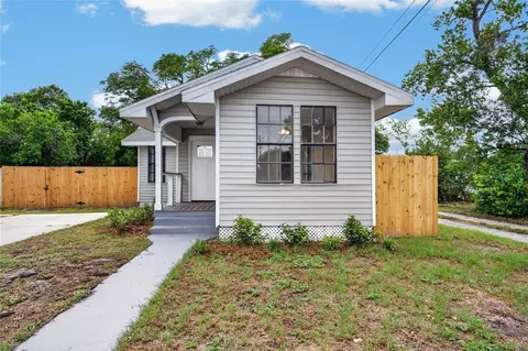 1327 35th St S, Saint Petersburg, FL 33711