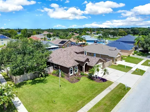 View/Area - 2002 Rain Dance Pl, Brandon, FL 33510 photo 2 of 26