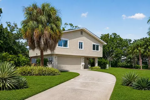 1300 Pleasant Way S, Saint Petersburg, FL 33705