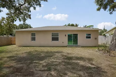 Exterior - 7429 Mohawk Trl, Spring Hill, FL 34606 photo 3 of 4