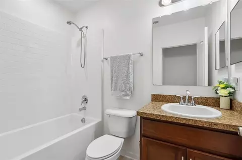 Bath - 7429 Mohawk Trl, Spring Hill, FL 34606 photo 2 of 2